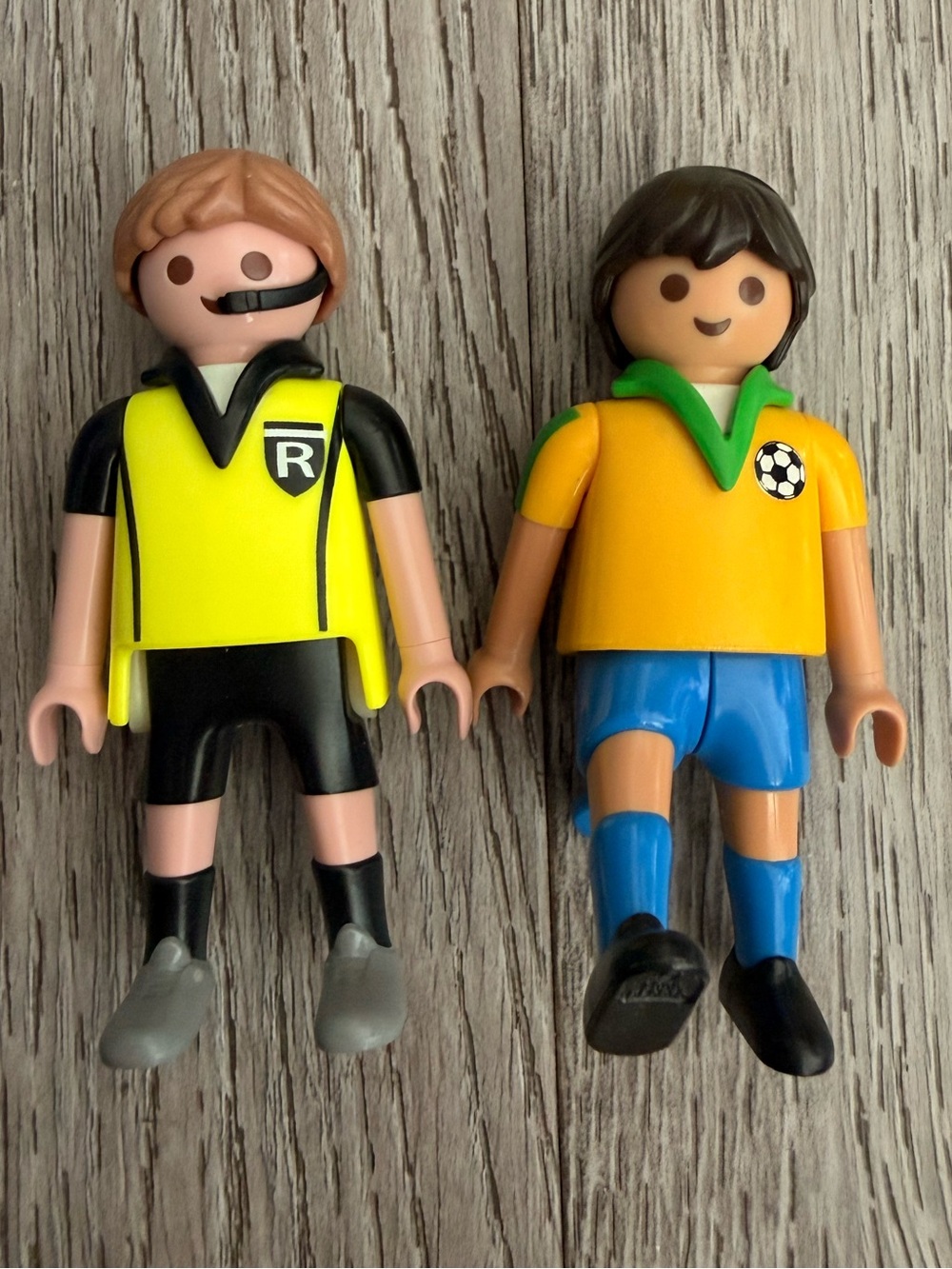 Playmobil soccer player & referee